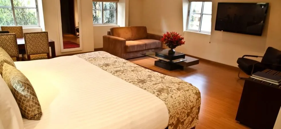 Hotel Porton de Bogota
