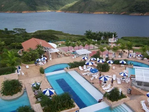 Hoteles confandi lago calima Centro Vacacional Lago Calima - Comfandi