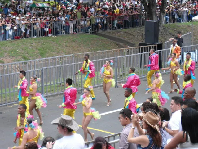 Sals&oacute;dromo,_Feria_de_Cali,_Colombia