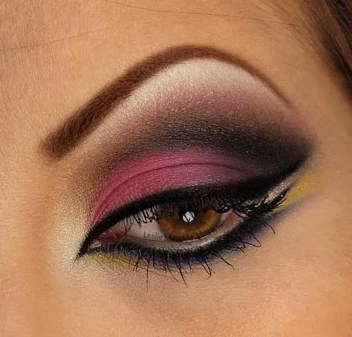 forma correcta de maquillarse los ojos Cómo Maquillarse Los Ojos Correctamente