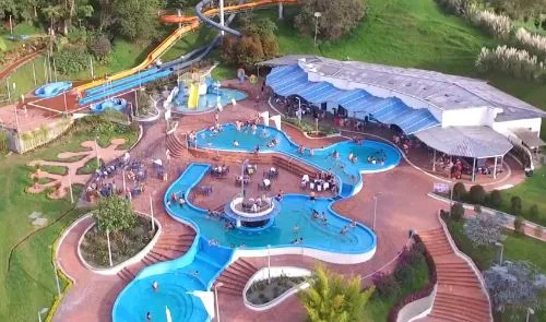 Departamento de Caldas, termales el otoño