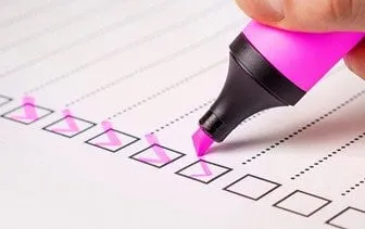 Proceso para verificar si una persona es designada jurado en elecciones recientes