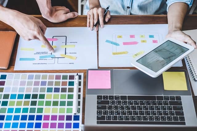 Muchos cursos diseño grafico