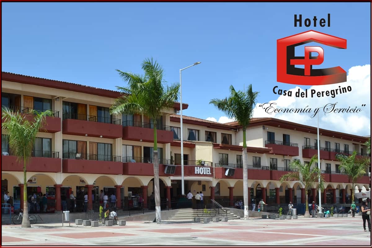 hotel casa del peregrino Buga Valle del Cauca cerca a la Basílica del Señor de los milagros