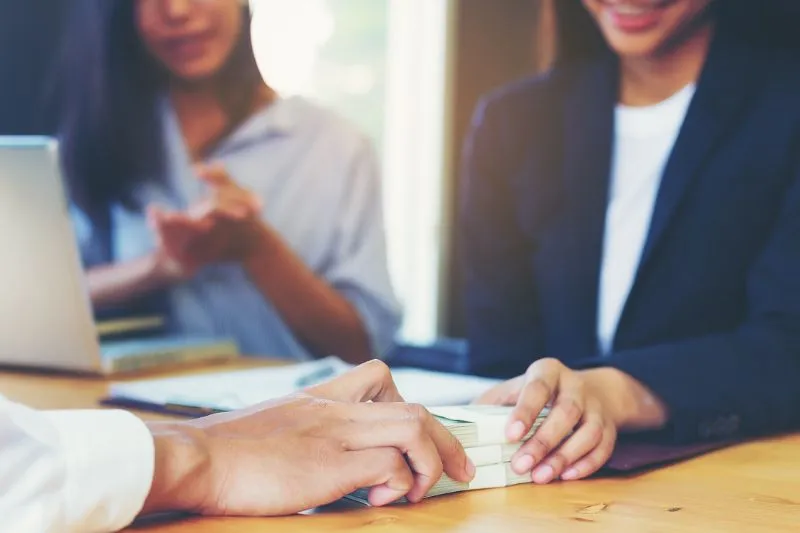 Tendencias y retos &eacute;ticos en el mercado crediticio colombiano