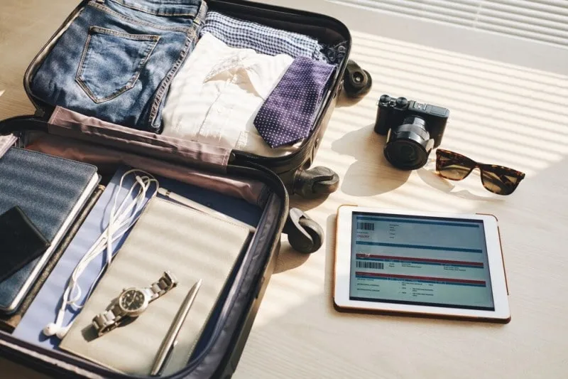 Consejos para controlar el peso de maletas al viajar
