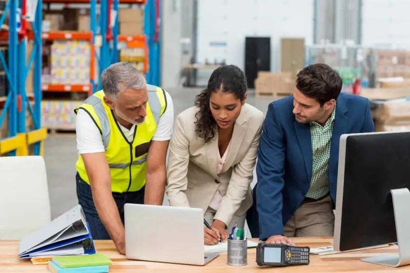 Formacion academica de tecnico en Logistica Funciones y formación del técnico en logística en cadena de suministro