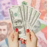 &iquest;C&oacute;mo Impacta el D&oacute;lar en la Econom&iacute;a Colombiana y en el Valor de Tus Ahorros?
